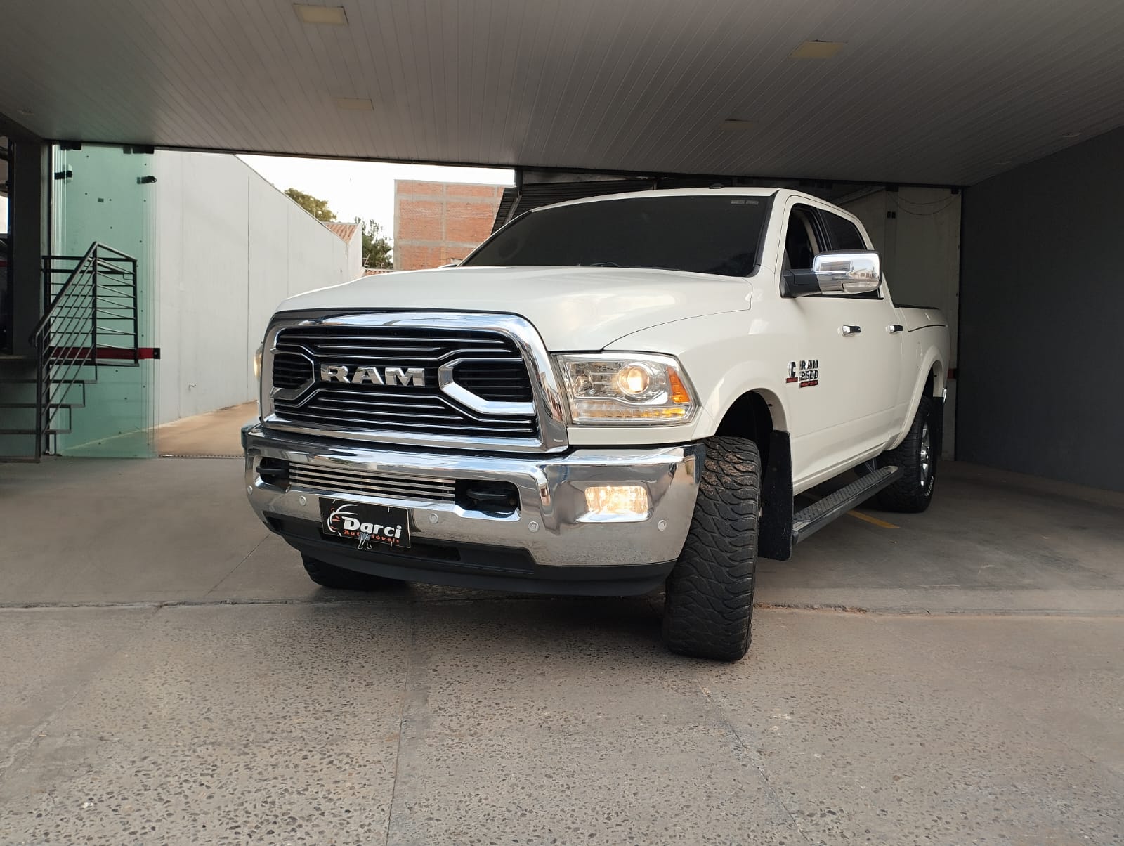 DODGE RAM 2500 LARAMIE 4X4 DIESEL 2018